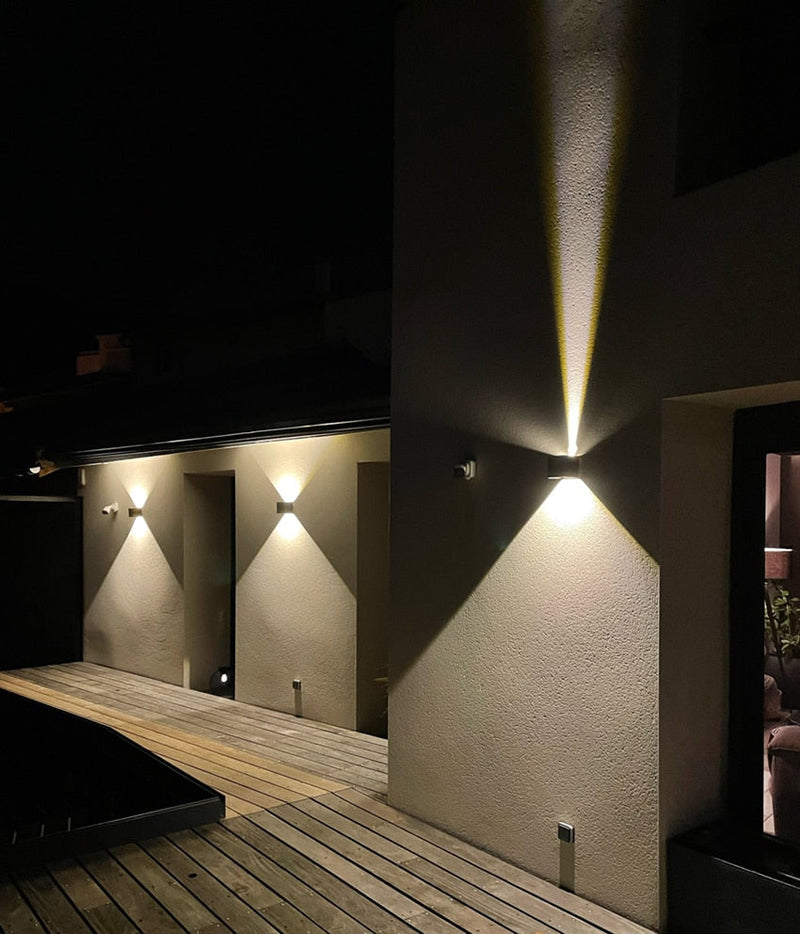 Arandela Externa de Parede em LED