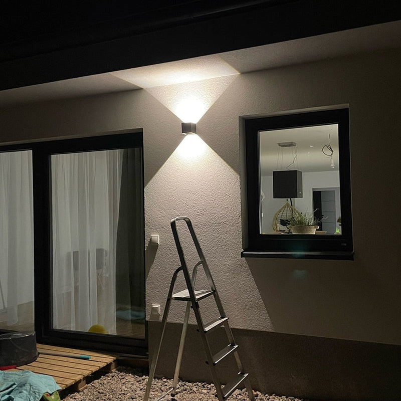 Arandela Externa de Parede em LED